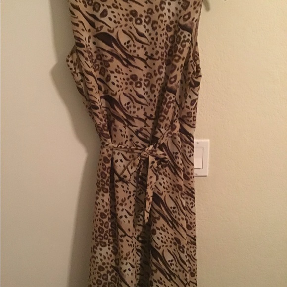 LONG CROSS OVER DRESS, SLEEVELESS - Picture 2 of 2